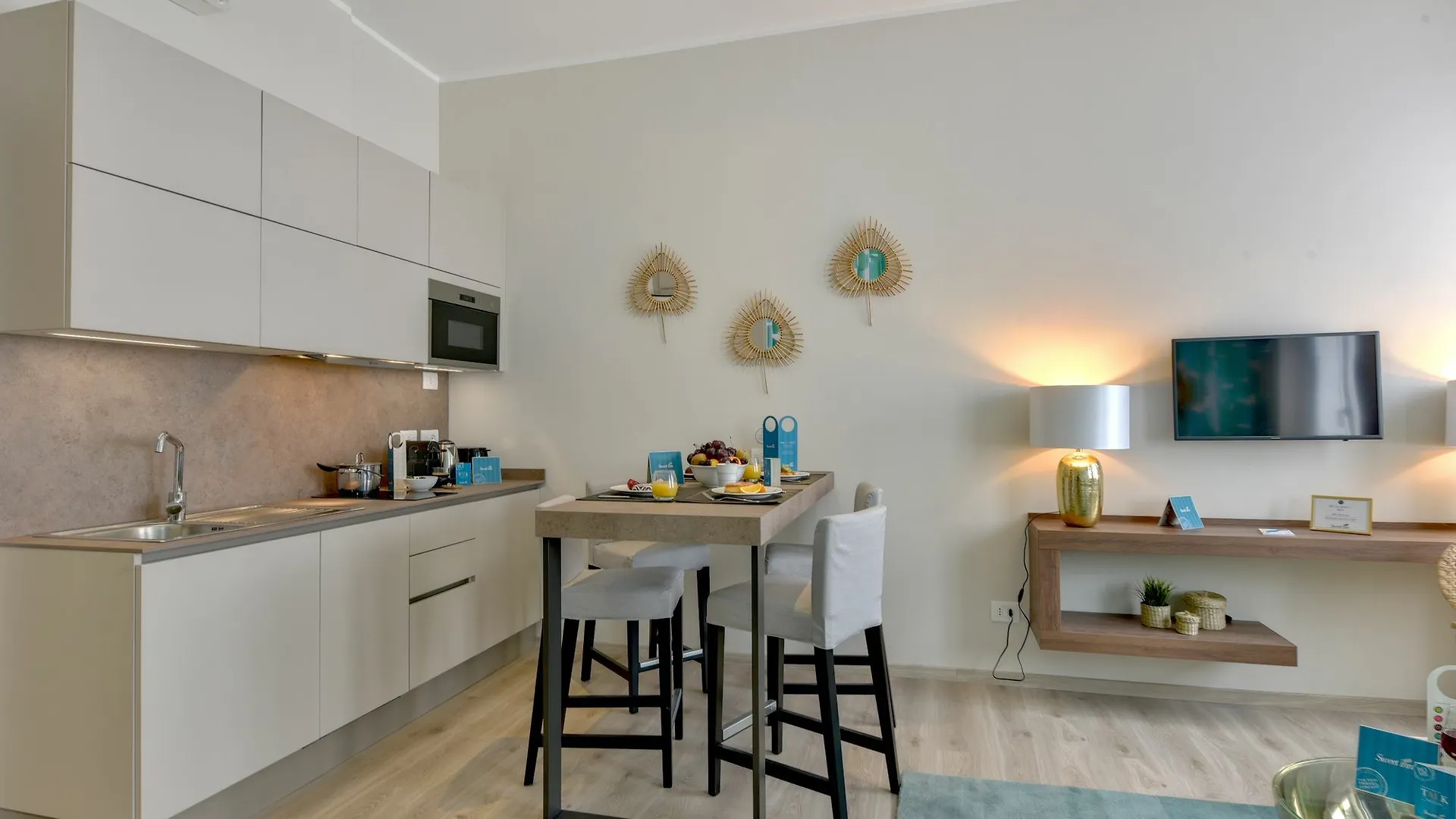 **  Sweet Inn Apartments - Dogana Milan Italy